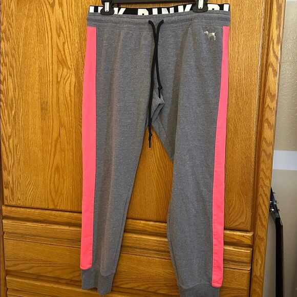 Pink set - Picture 3 of 3